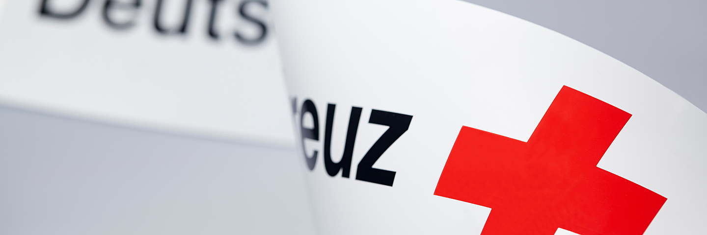 DRK-Kreisverband Harburg-Land e.V. DRK Symbolbild Fahne